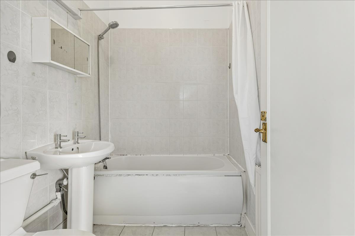 Property Image 04e26e35-0411-4ddb-a037-111e4ec427c5