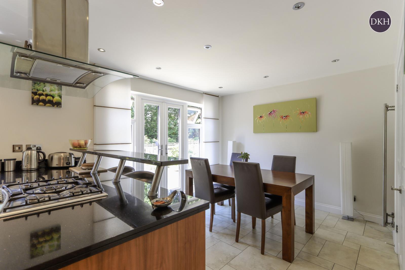 Property Image 04e4d420-0513-4b73-970d-157641dc57fb