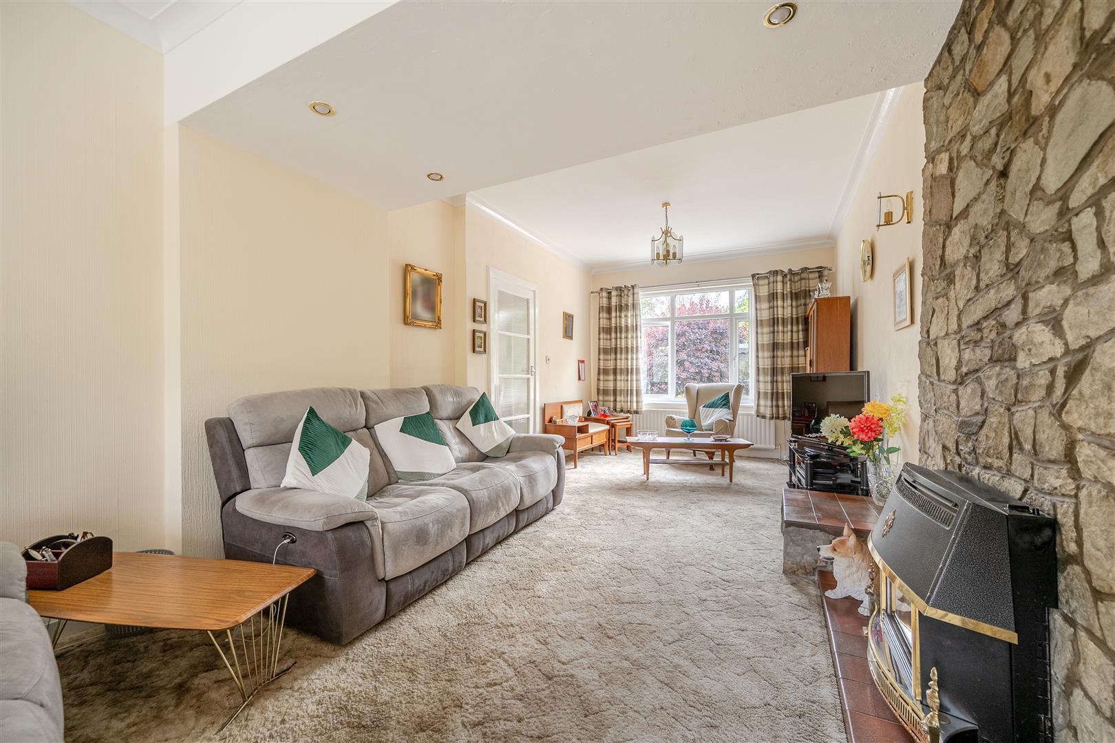 Property Image 04e7b716-a74e-4427-8c42-eed857b3ae84