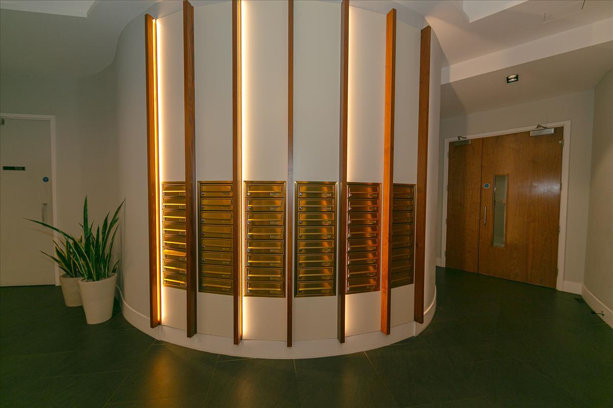 Property Image 04eb0bc1-cb4a-4dea-822c-8507bdf4c085