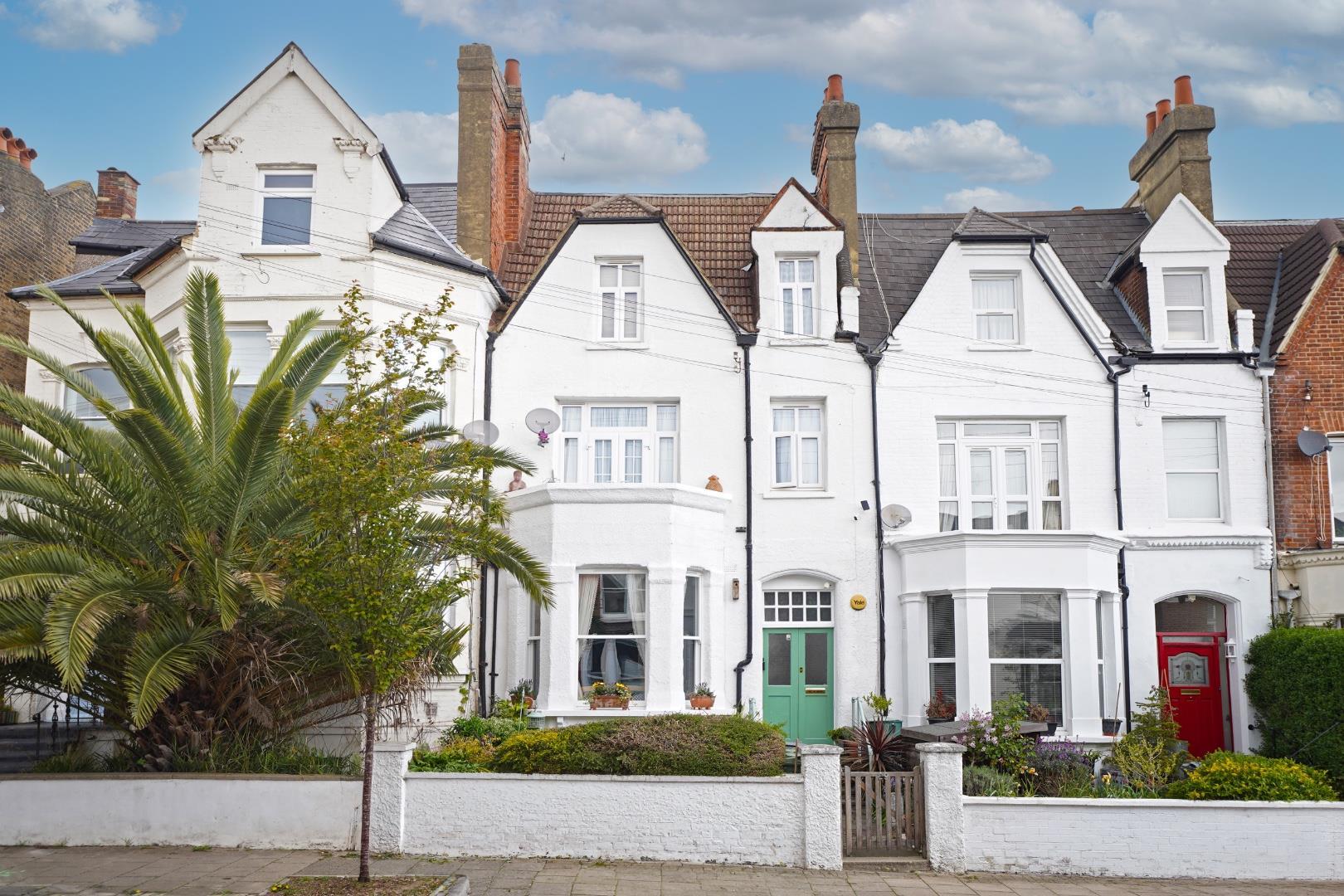 Property Image 04f6400b-7dc6-42c0-a9b8-4b16bdfe2bad