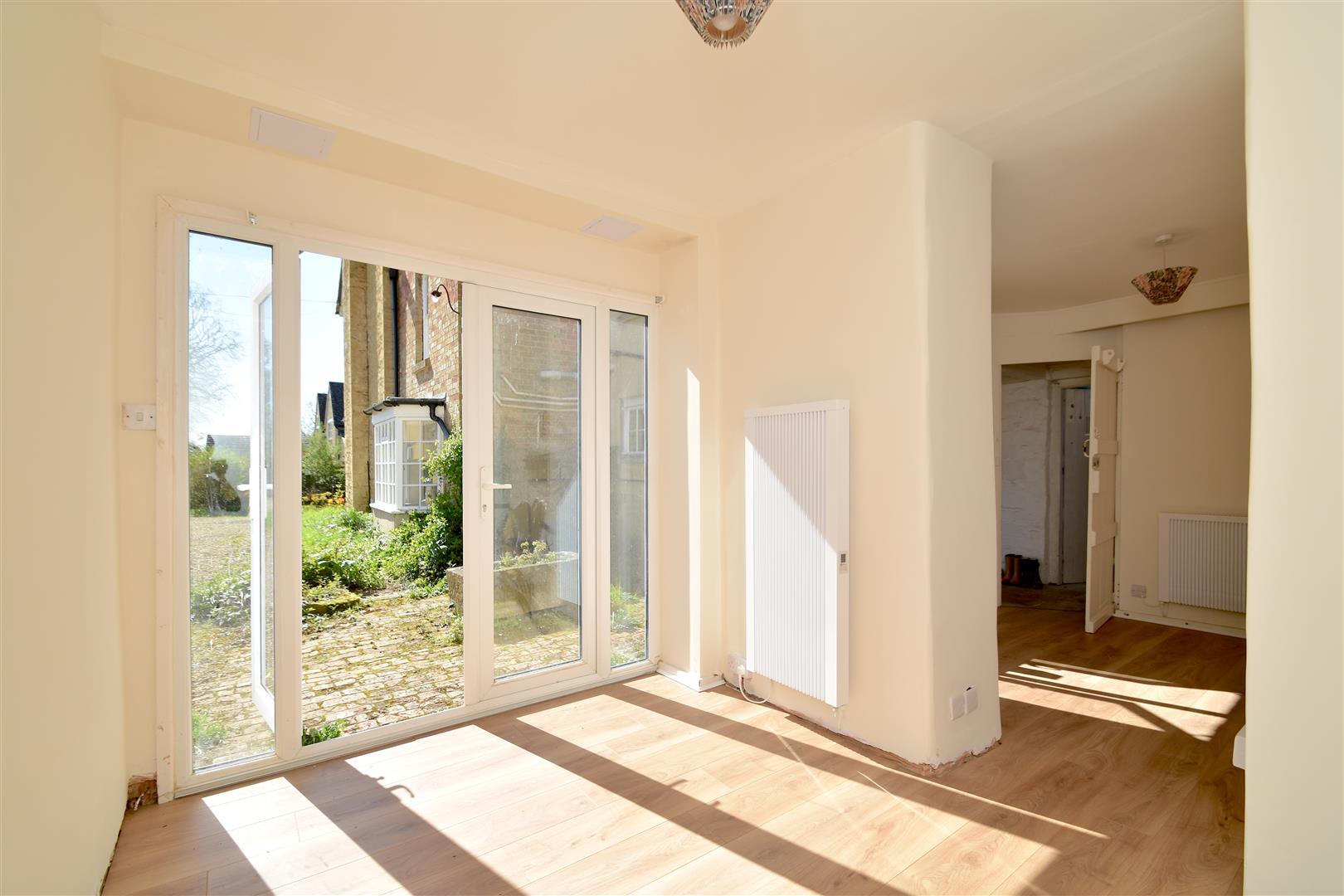Property Image 04fefc5a-c643-46c5-958d-ed814a035abd