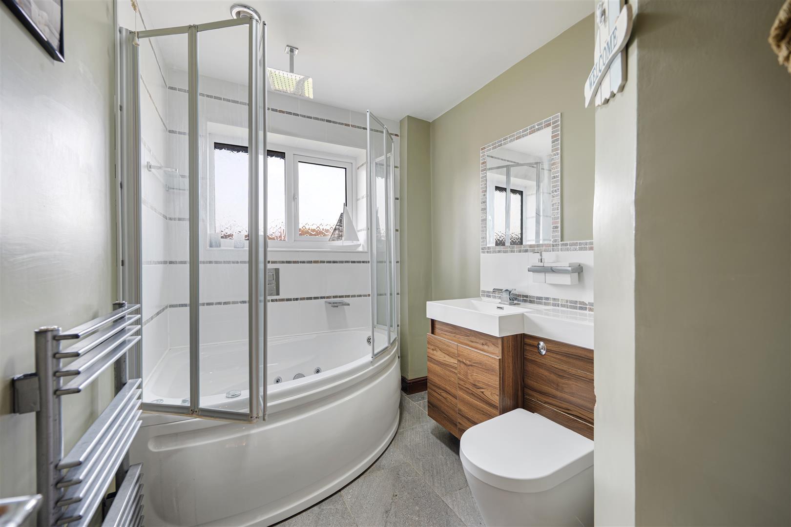 Property Image 05011a11-7e60-4d16-8c11-e6218f50e50d