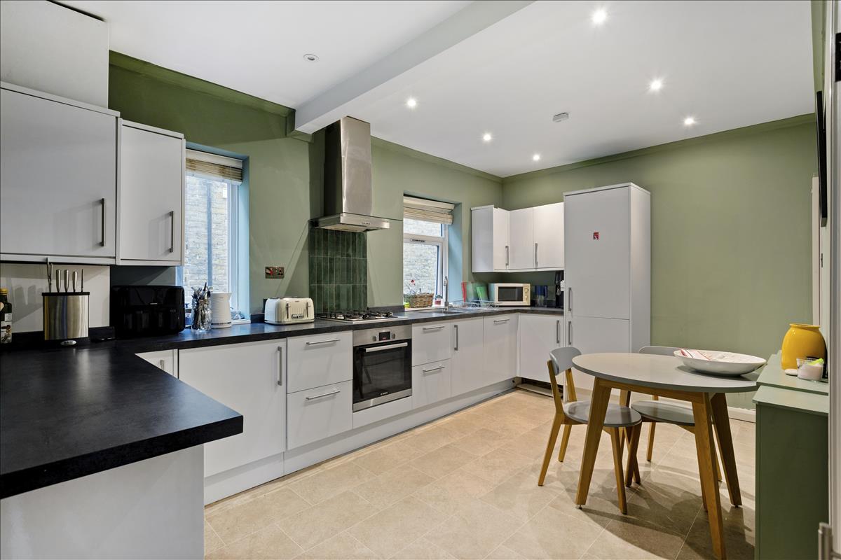 Property Image 052f7a20-8059-4b61-926d-697ea6e01fa1
