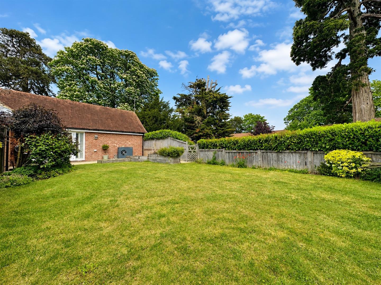 Property Image 0533b419-4b29-4135-b206-b8c3fc84af85