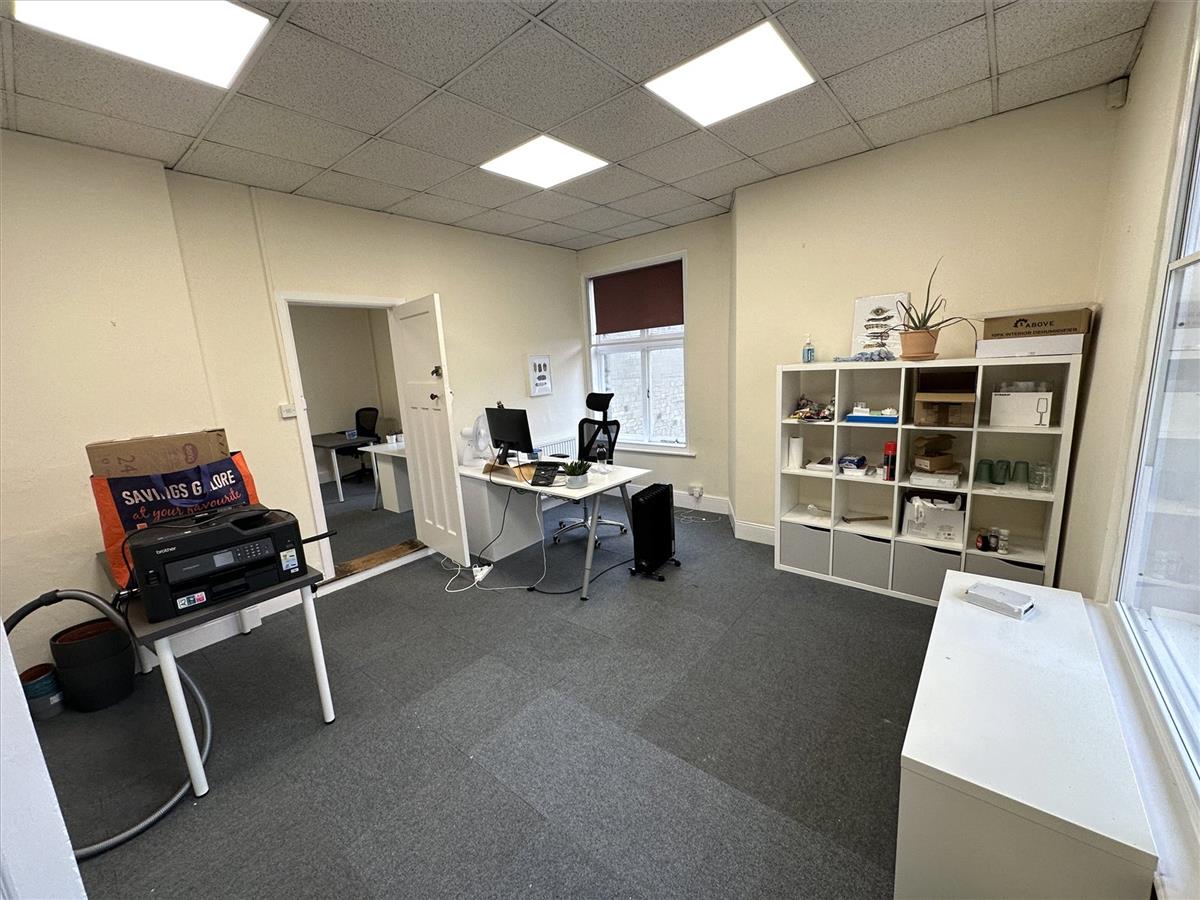 Property Image 053c23f8-cfd0-4811-9170-1cdc7d667a1c