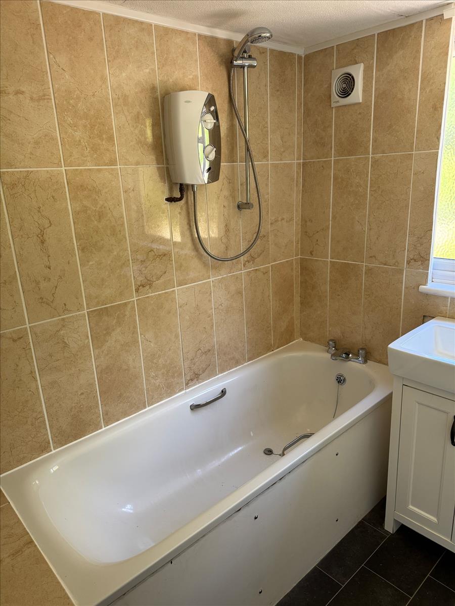 Property Image 0543f089-d450-437f-80f7-72470872a4d3