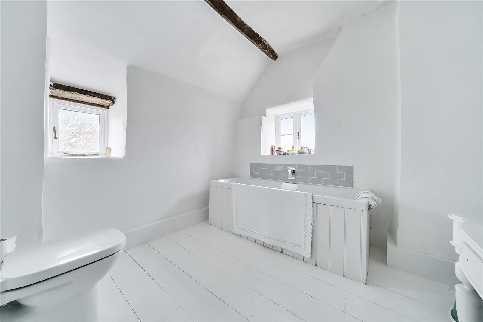 Property Image 0546750d-f35c-483b-9a52-12899f3232d5