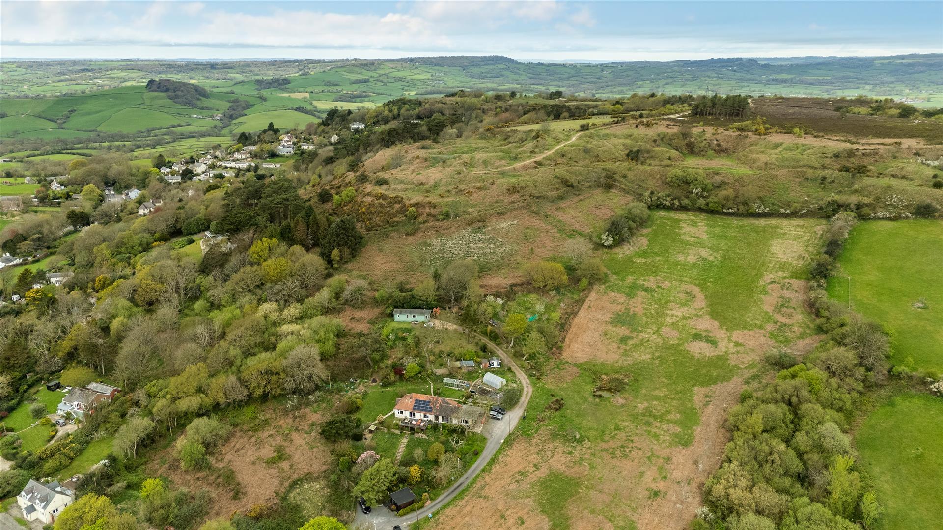 Property Image 0547b32b-78e7-4f94-a6c4-a54c2f636d0c