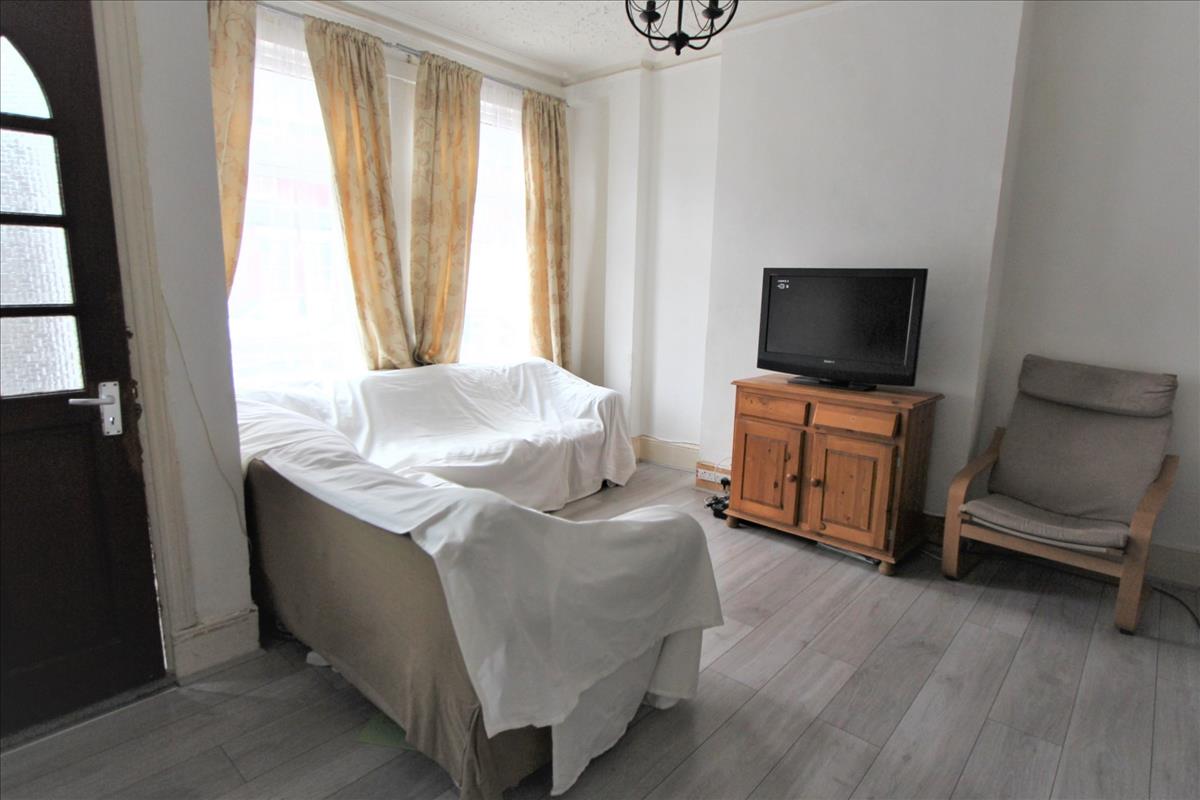 Property Image 05485340-2aba-4acb-8fad-fed70efe979c