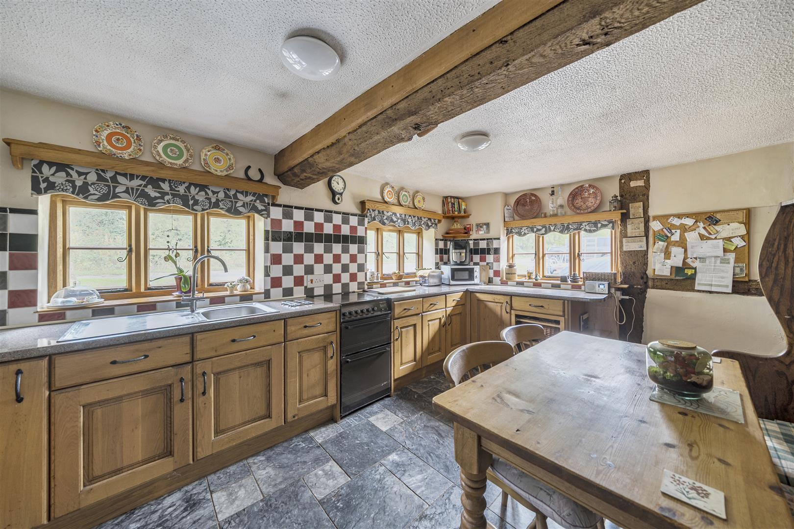 Property Image 054bd49f-93fe-45df-9def-4087a806f16a