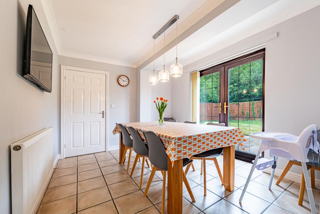 Property Image 054c3720-d5e5-4757-9f37-961d957f5580