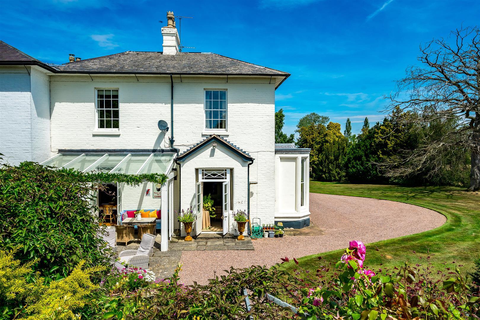 Property Image 05532a56-0e45-4bbc-8b41-bf2eea7bb20b