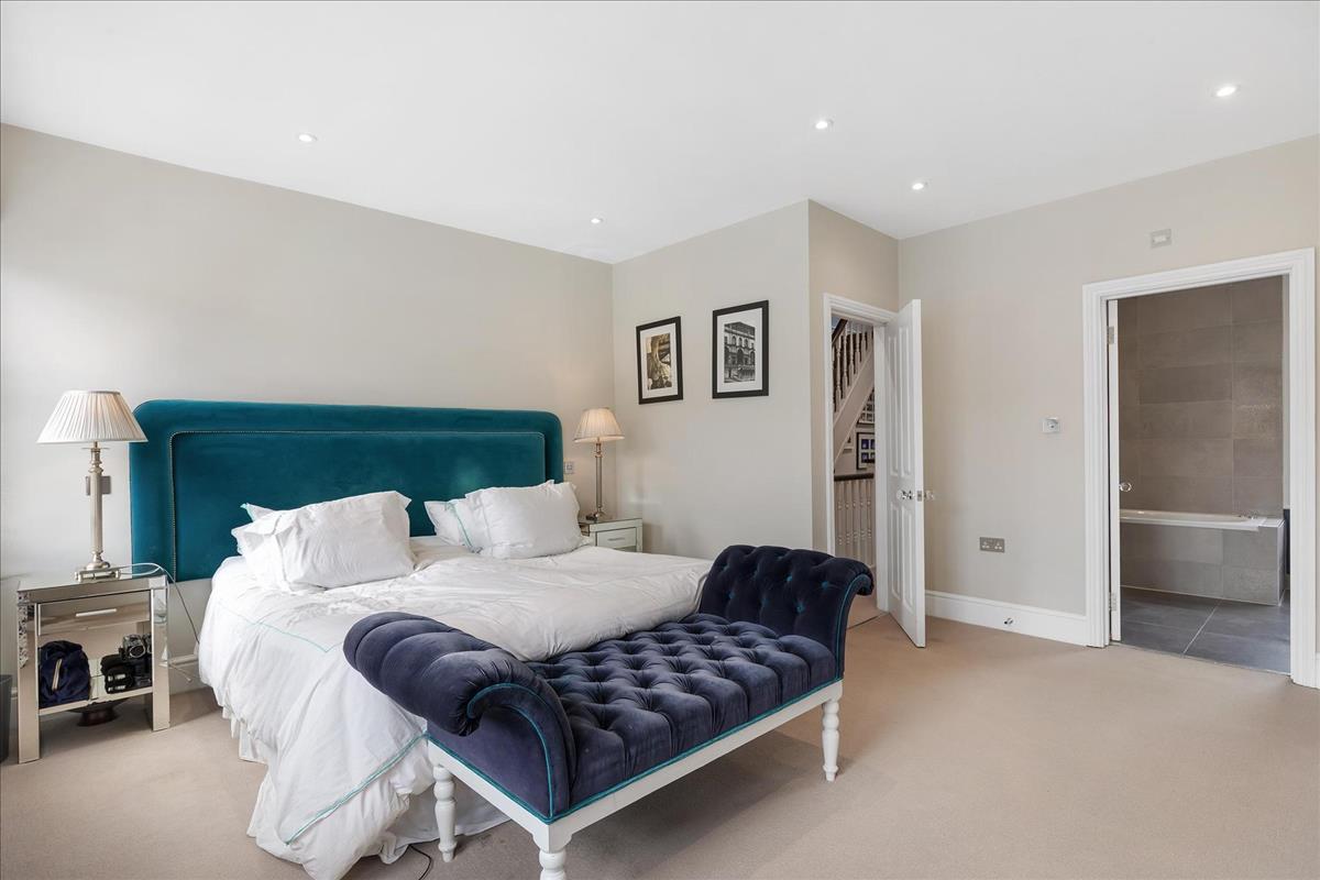 Property Image 05624809-847c-46e3-90ef-afbc98d892dd