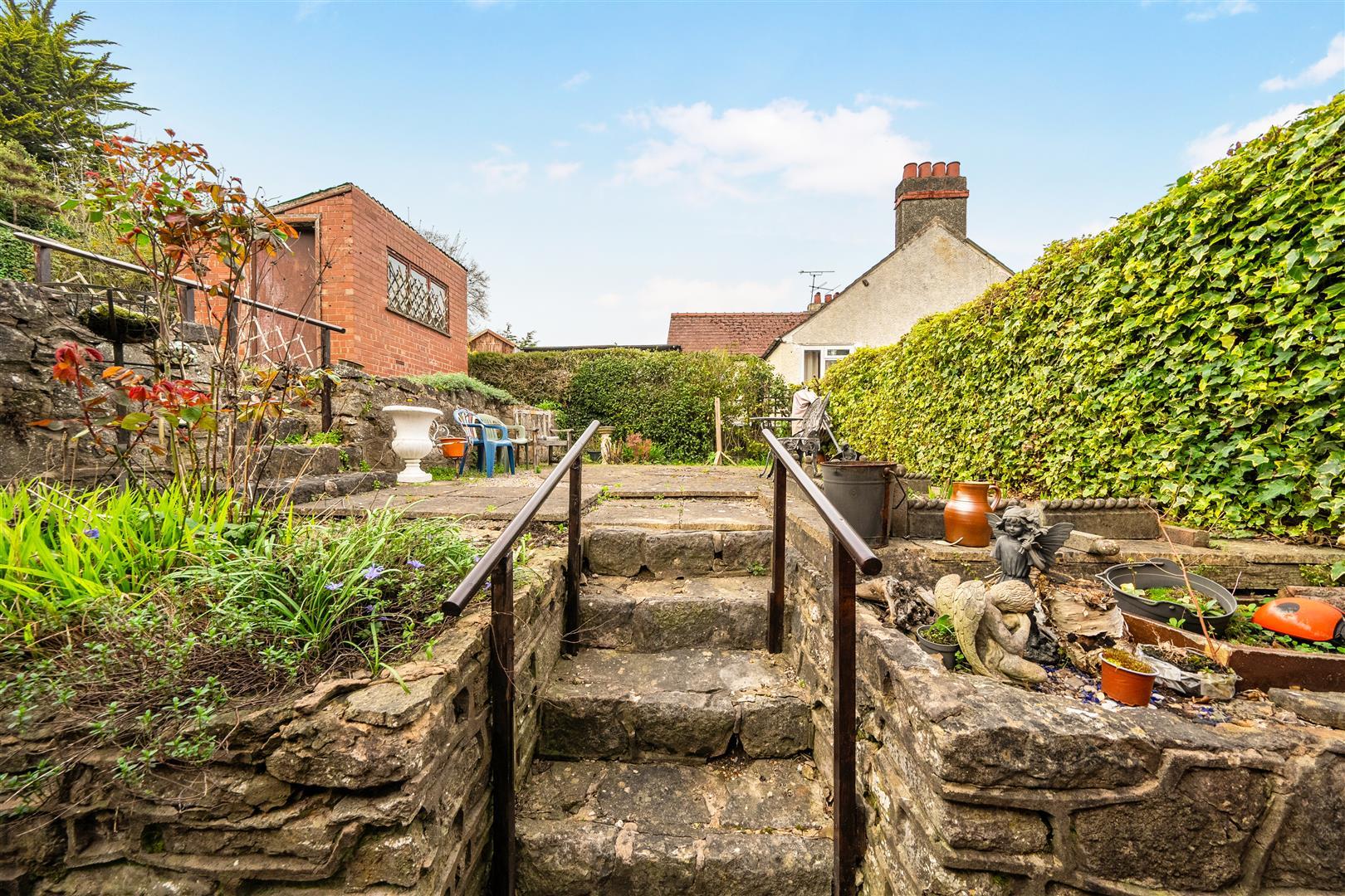 Property Image 056c7089-b3ef-40c7-88b3-90eb7ac2b372