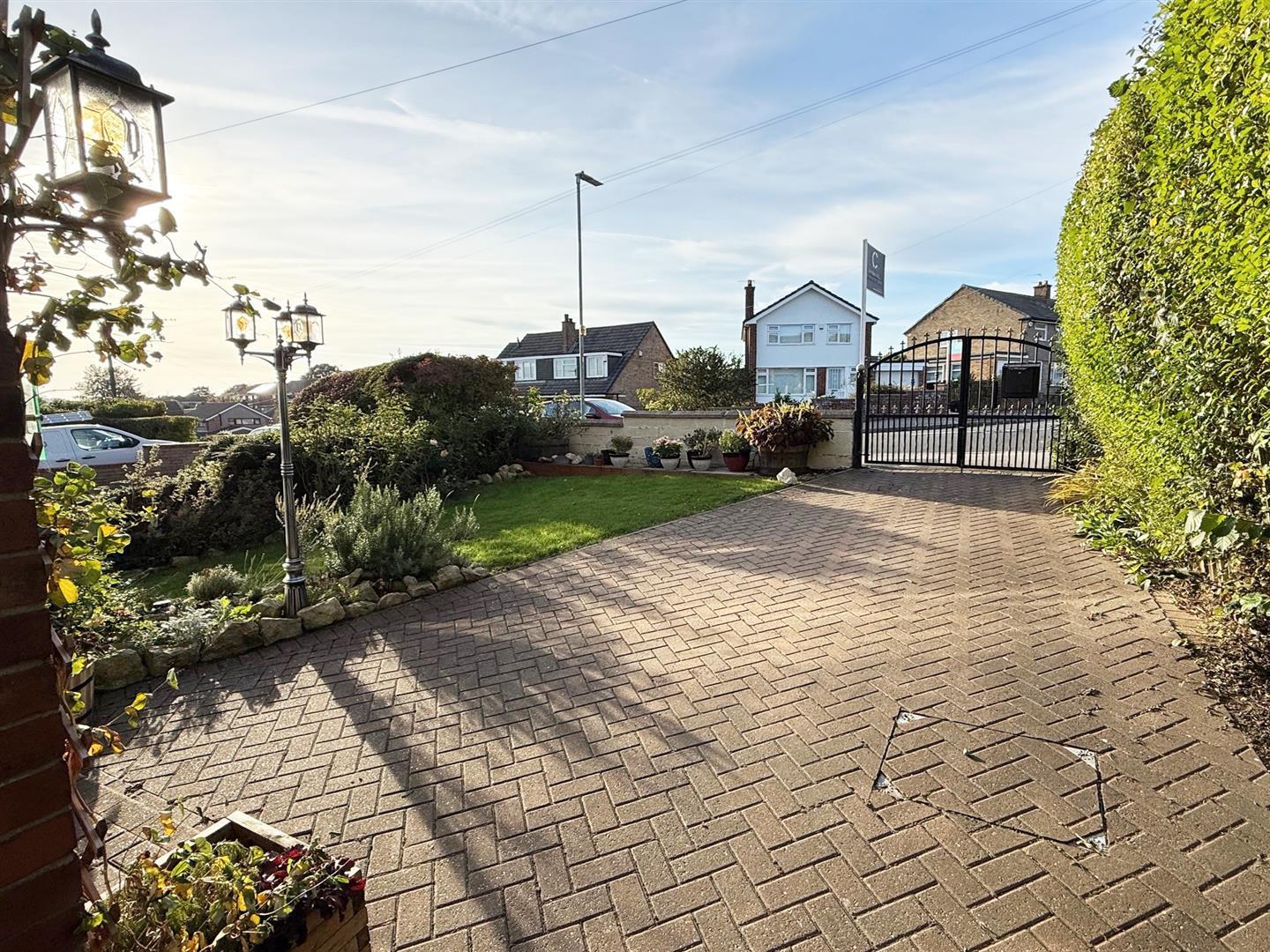 Property Image 0574ff6b-222b-4ddc-84d1-e0d8f98eabff