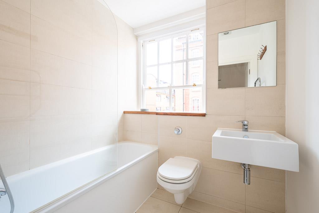 Property Image 057ca174-a46a-49e5-bcd5-5d8f56934d4e