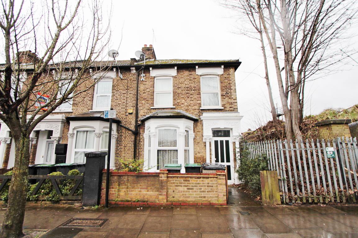 Property Image 057d84e3-0887-41c6-99c7-5e425596043b