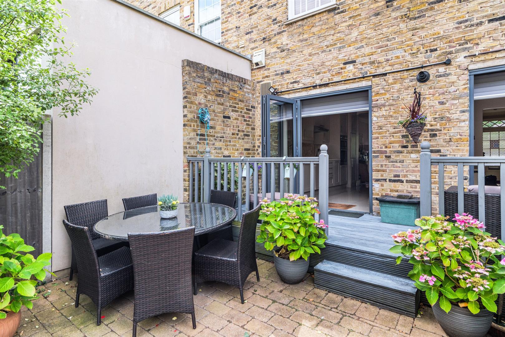 Property Image 058310ec-9a59-4857-8503-11b71008066f