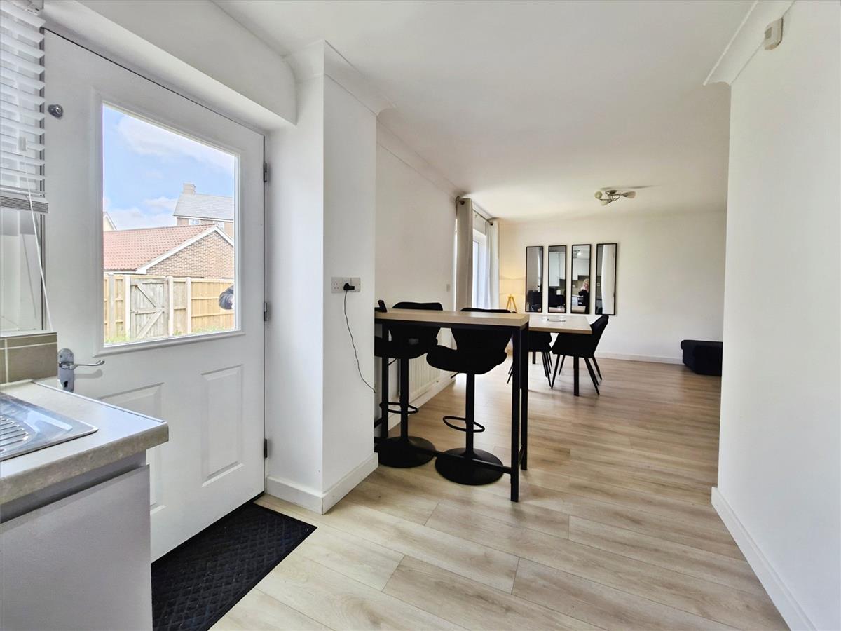 Property Image 0586f146-6a6c-4327-a166-ed06f6940362