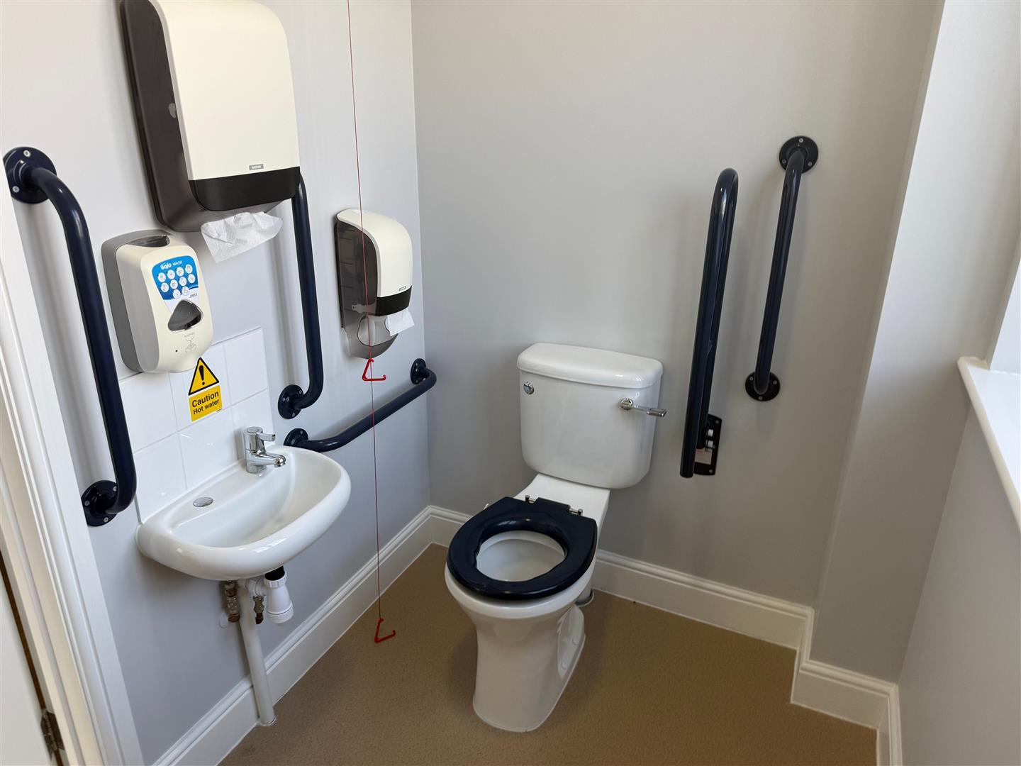 Property Image 05875983-ff8f-44a7-8ae3-dd3dcbf46962