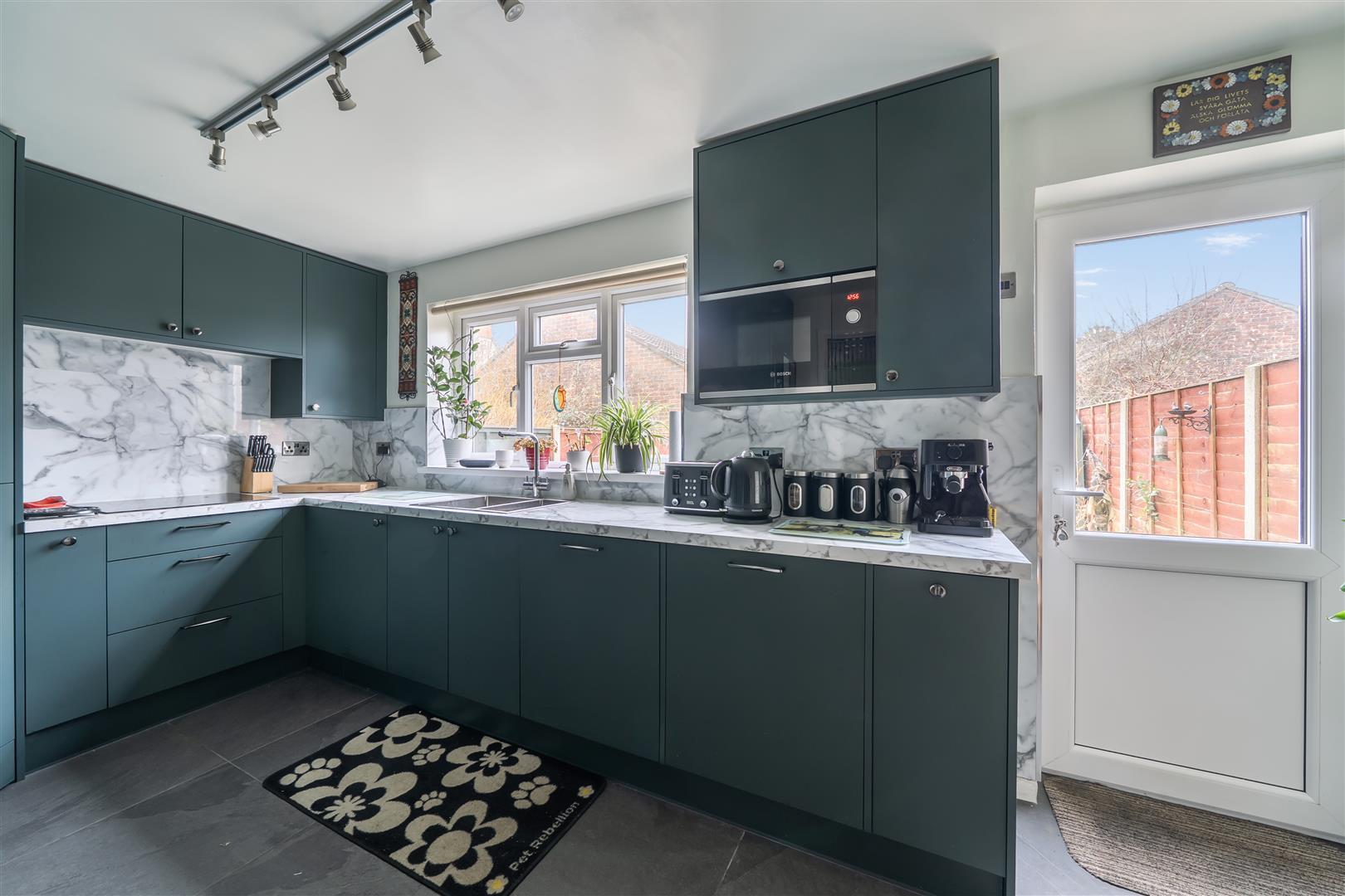 Property Image 058da4cf-7fd5-4c15-8f98-3173d67bdd2c