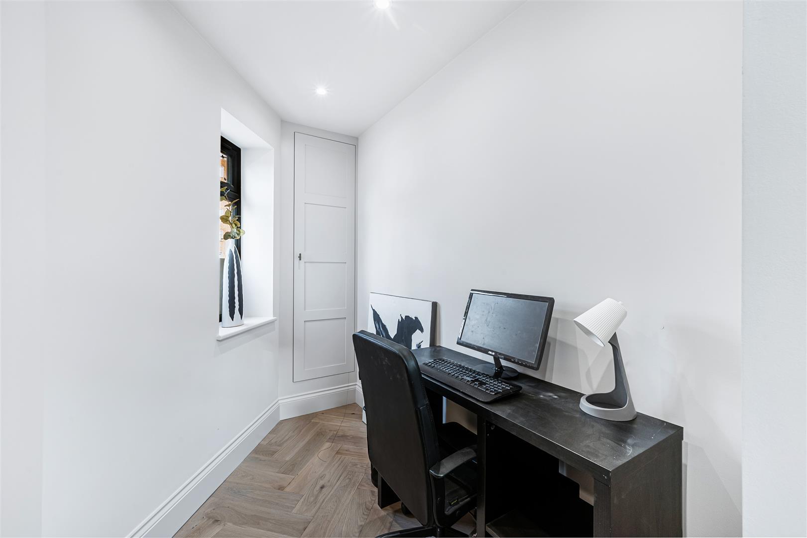 Property Image 058f6bac-2ae4-469d-b625-d205cf563708