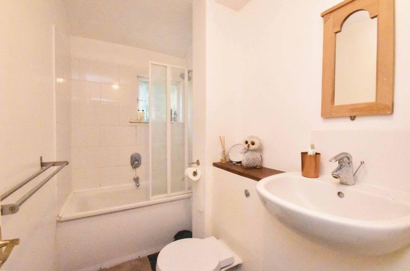 Property Image 059b90e3-d397-488a-bba0-2d7d38db721b