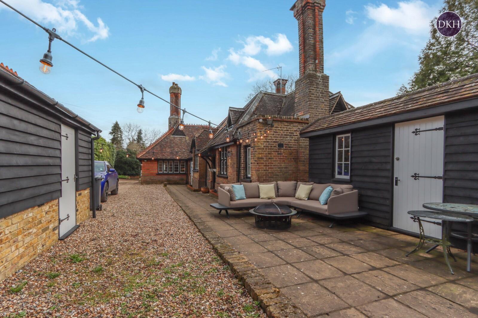 Property Image 059ce73d-ec0a-450e-928c-852cc51c25ac