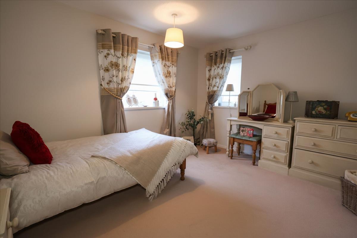 Property Image 05b035cd-8239-42c0-bea9-422cda20ed77