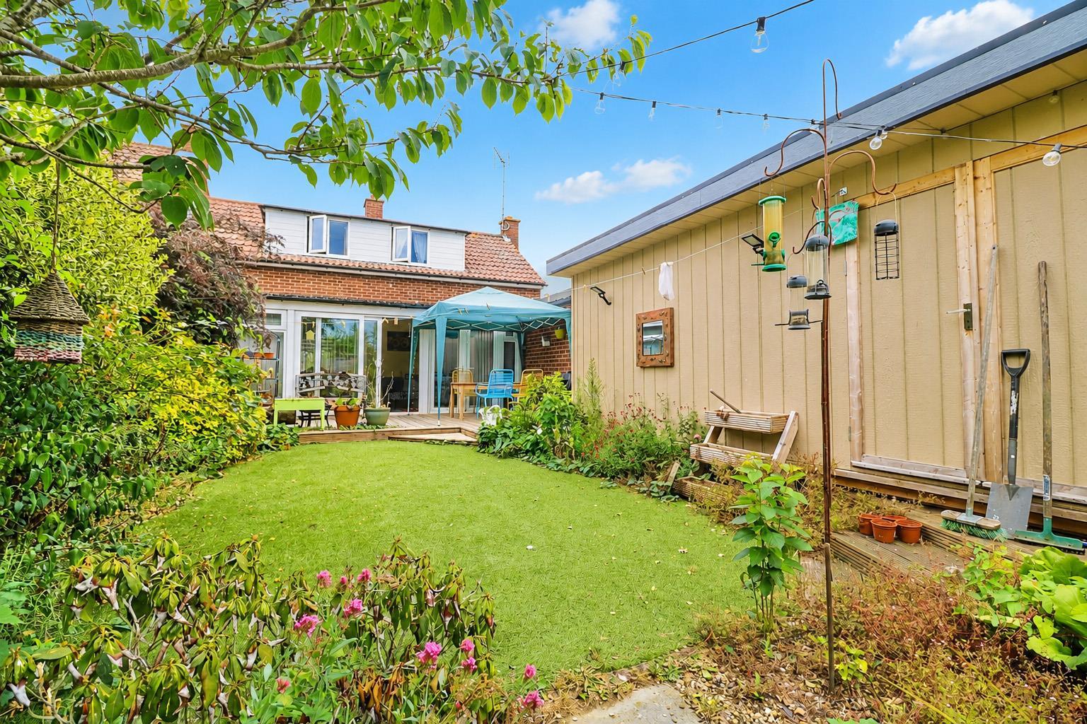 Property Image 05b0f4bc-ed4c-4e24-b0ea-08fd6cb57df3
