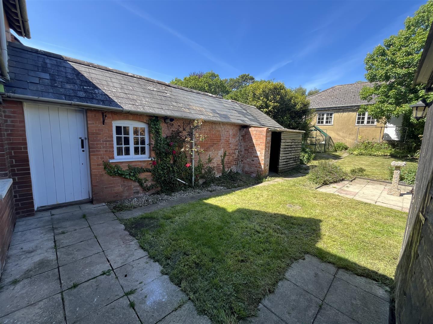 Property Image 05b2a200-8a14-4c77-98b5-81c05ceb61fd