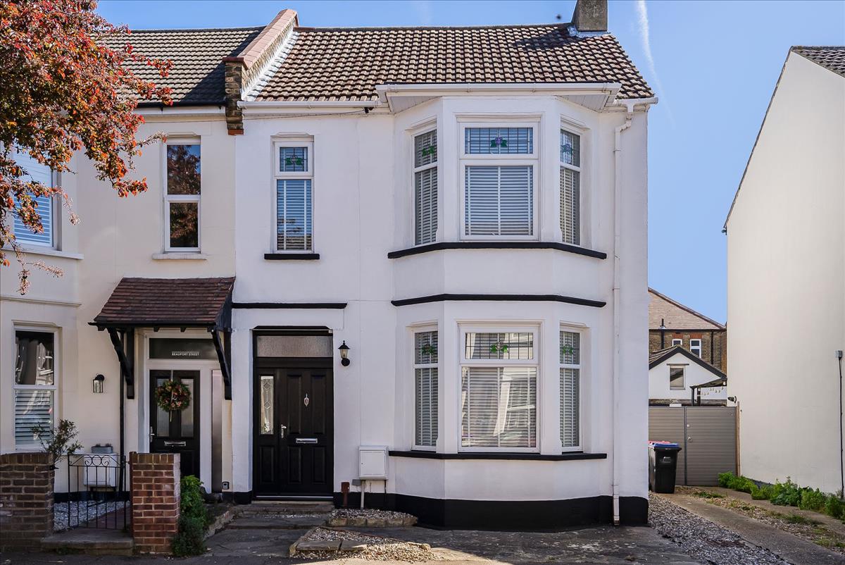 Property Image 05b85f96-2822-44a3-829b-9b5085bbe873