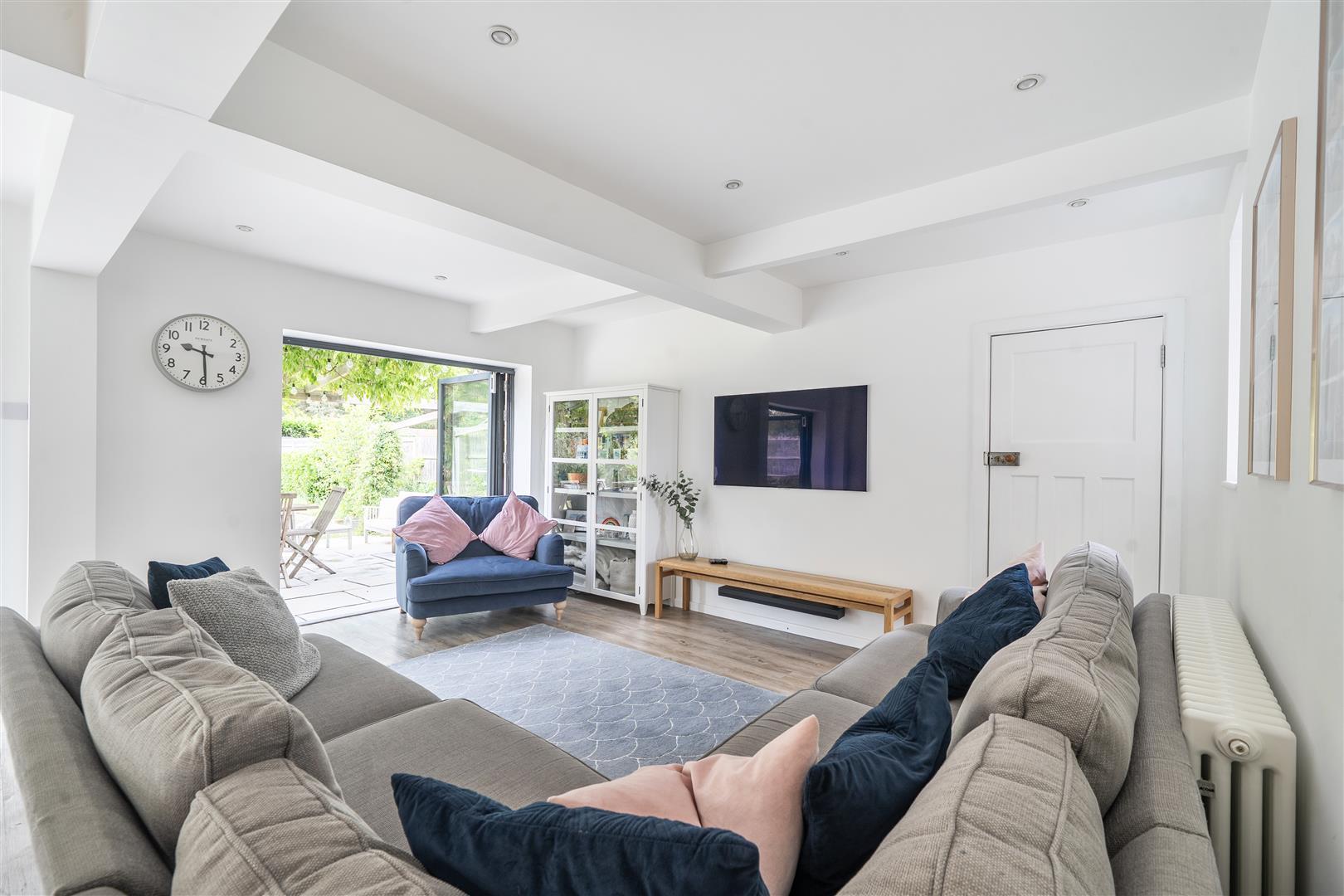 Property Image 05c6f11a-4755-4f79-b631-93939dc5a9dc