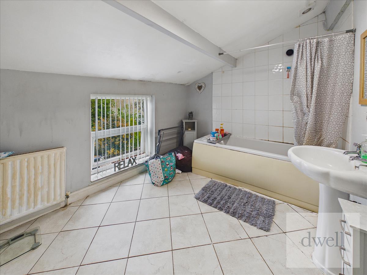 Property Image 05cca3fa-aed9-4e4d-a51e-e64ff33f54ab