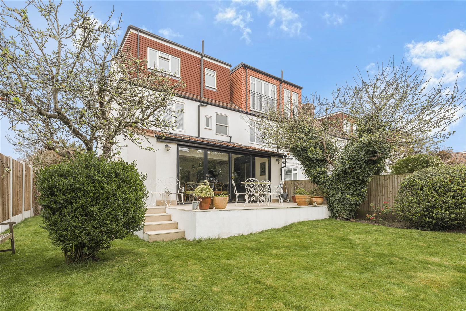 Property Image 05ccb0e5-e725-4e5a-85cf-fc611fd46cbb