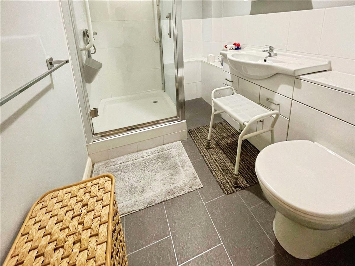 Property Image 05ccba09-2905-4455-95a6-306cf959c1ba