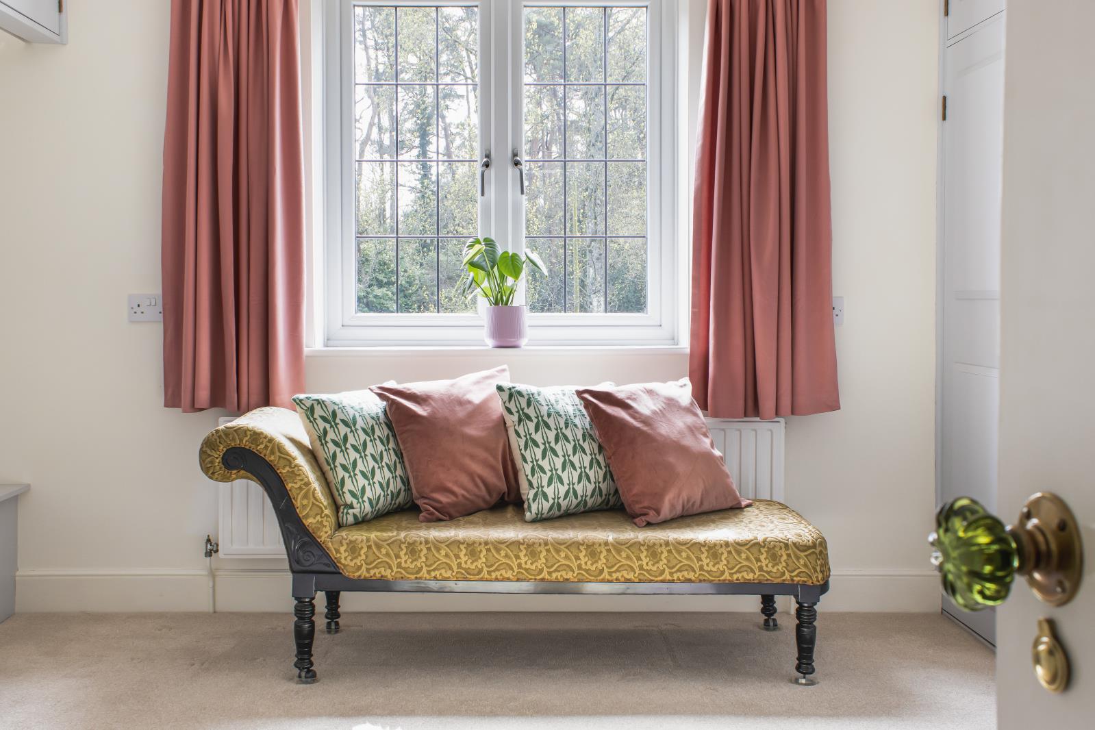 Property Image 05d6e8f3-3d87-413e-aa6f-c8135884a42e