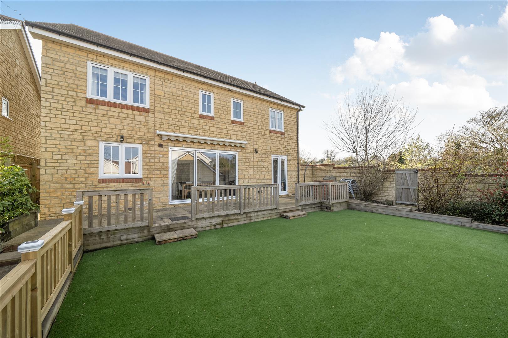 Property Image 05e5da65-8c04-45be-b627-1abacf266ee9