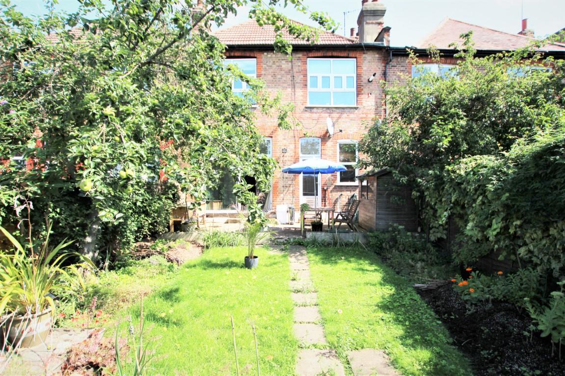 Property Image 05e8fd39-8ca0-45ad-8a18-67323be80619