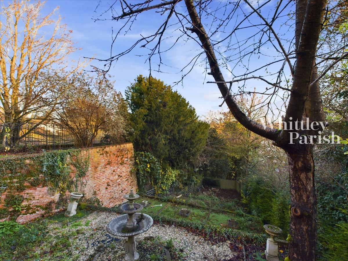 Property Image 05f32ab7-9044-4e2c-9c69-ee576214ee56