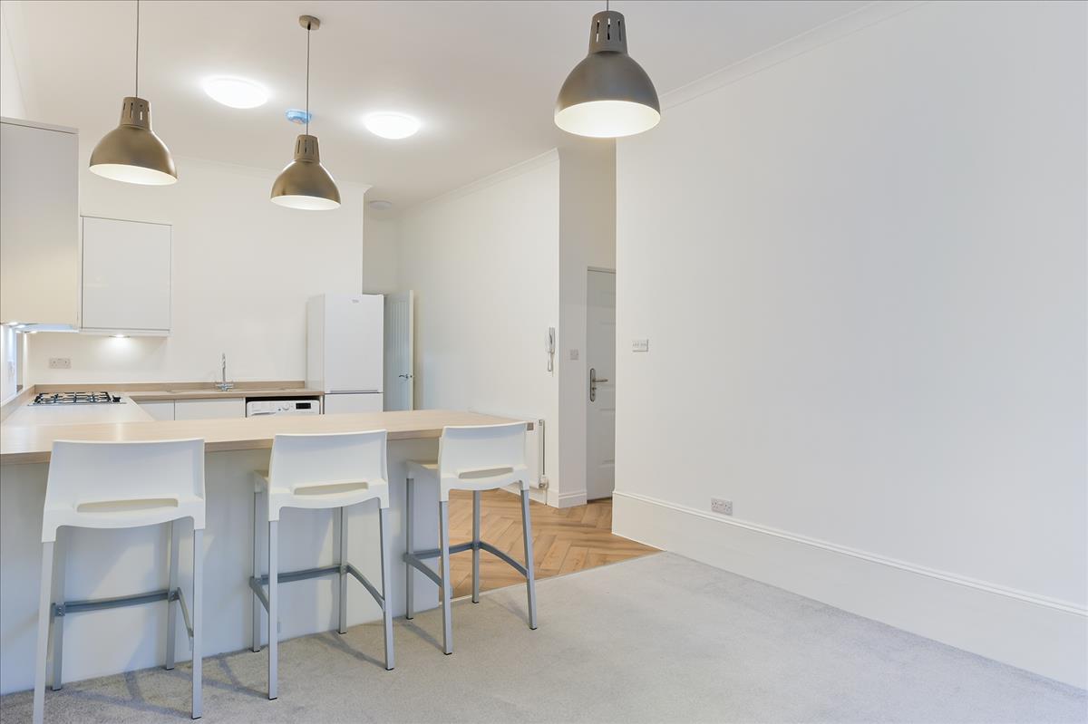 Property Image 05f579aa-d054-4135-977e-add36a934c10