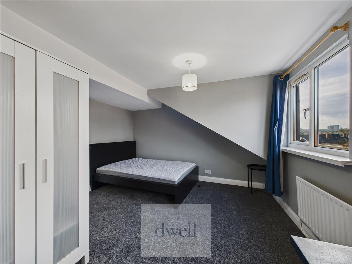 Property Image 05f5b81b-19b5-437e-8004-f798f7d50003