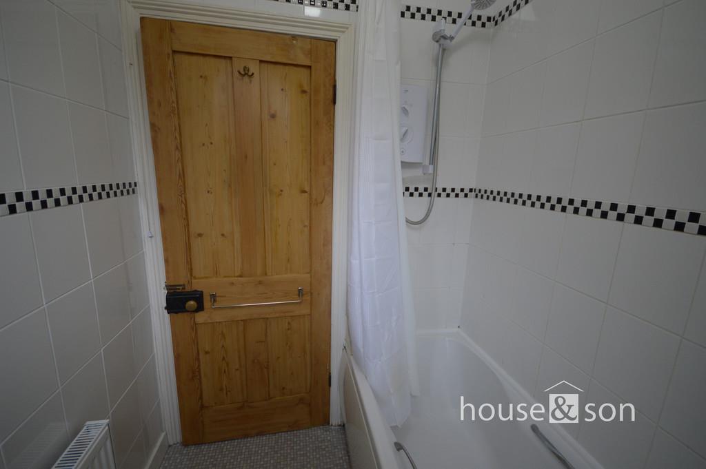 Property Image 060fbc06-3c50-4eec-b39f-cf87f7574a84