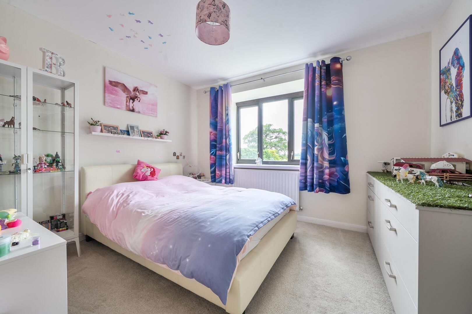 Property Image 06230d14-8bd0-4859-bf59-1fb963c8ad03