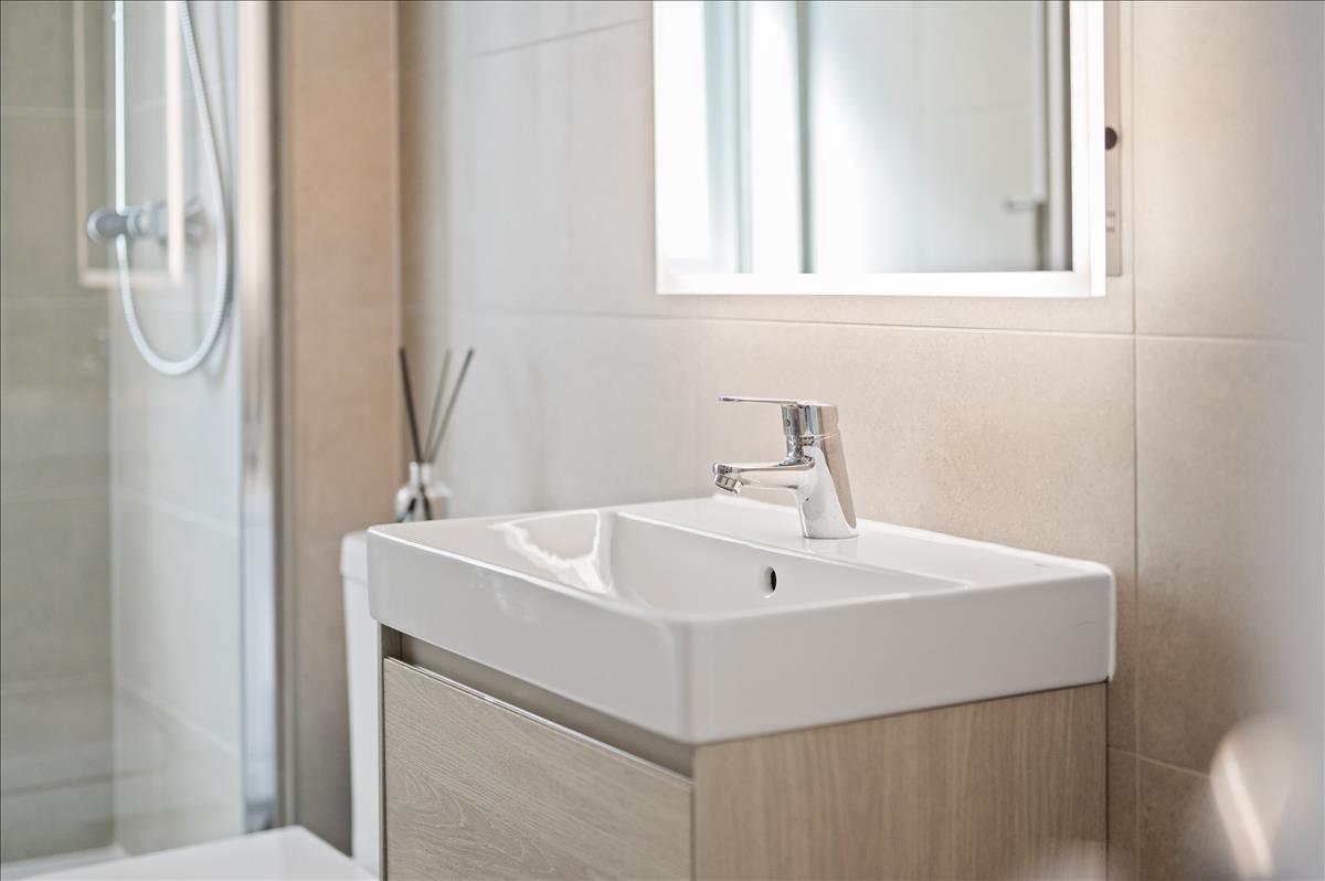 Property Image 0632aa92-c8e4-48aa-92cf-2126f2faf94e