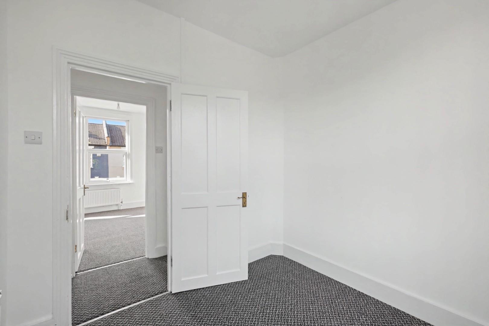 Property Image 0633ec39-3707-4ac2-8762-b8d99d51d999