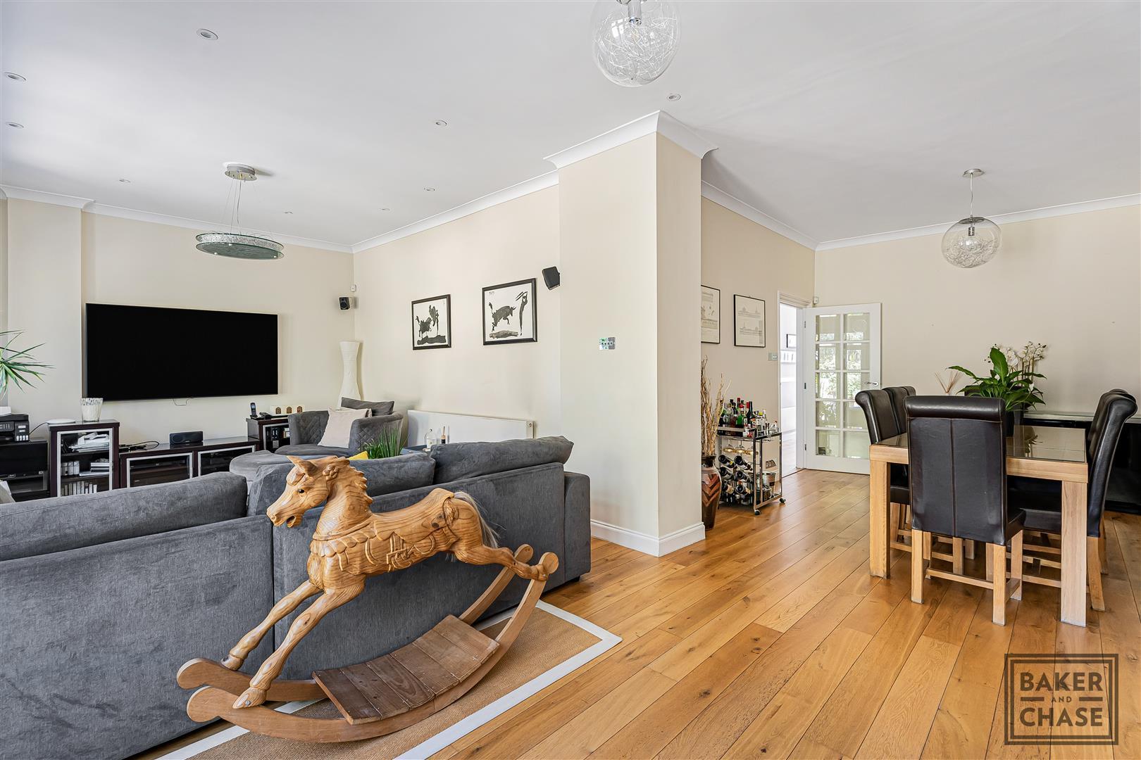 Property Image 063ddbc3-b17b-4606-ab55-a23de71d54e2
