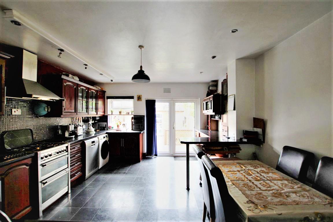 Property Image 0648f98a-d114-42f9-9448-d495c9446dad