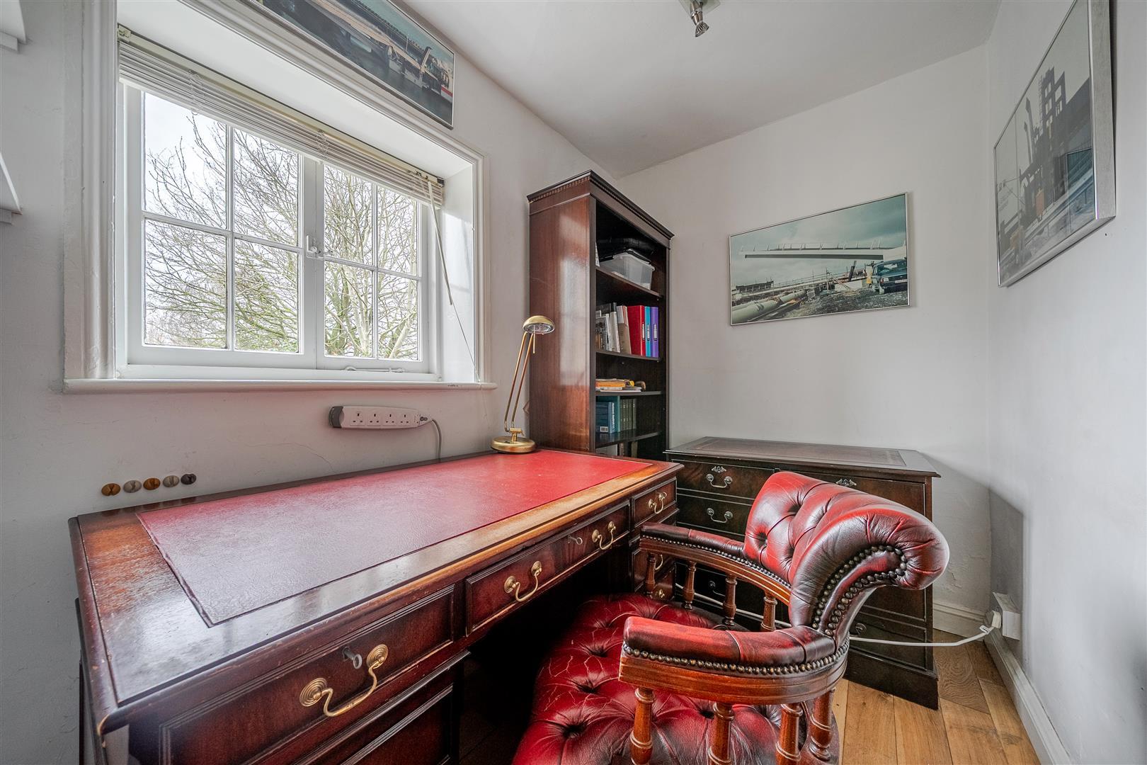 Property Image 0652580a-69a0-47da-9c6e-3f4fe0b48b92